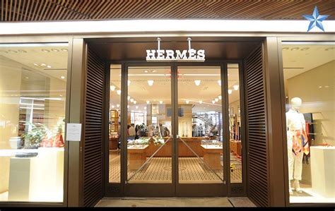 hermes honolulu hours